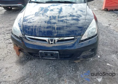 2006 Honda Accord 2.4 Se from USA, damaged, VIN 1HGCM56376A033145